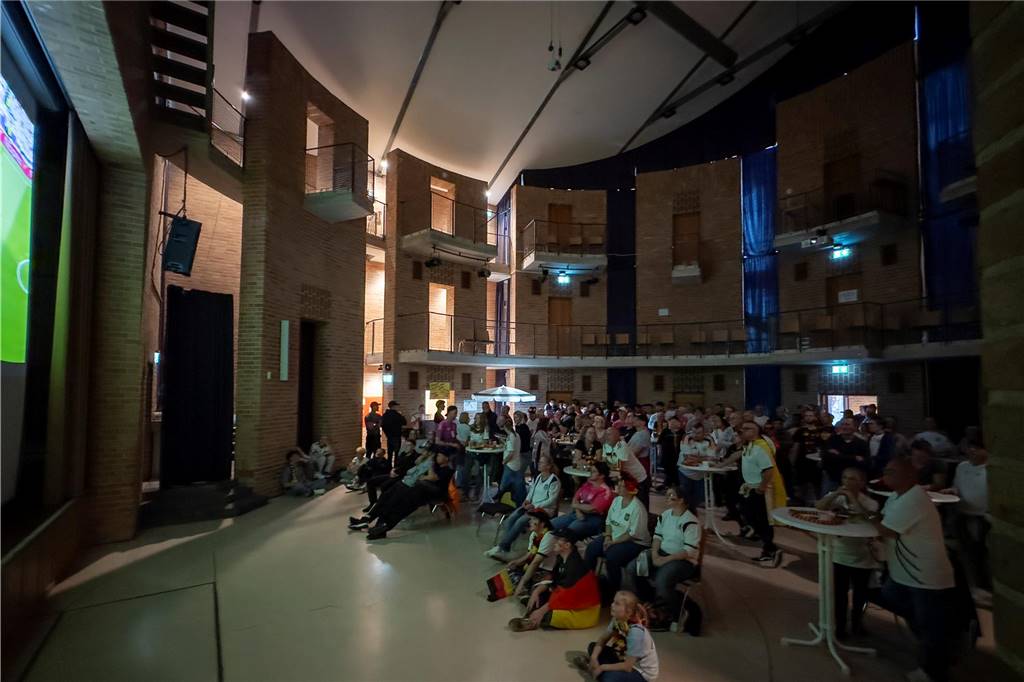 Beim Public Viewing in Selm hofften die Fußball-Fans auf einen Sieg der deutschen Mannschaft.