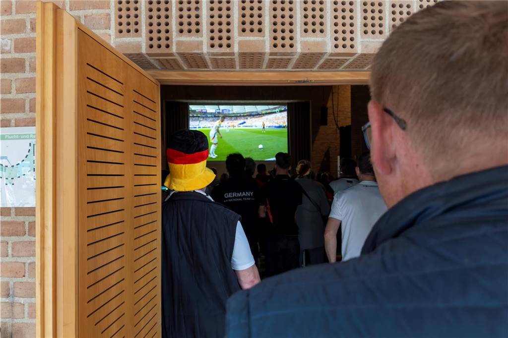 Beim Public Viewing in Selm hofften die Fußball-Fans auf einen Sieg der deutschen Mannschaft.