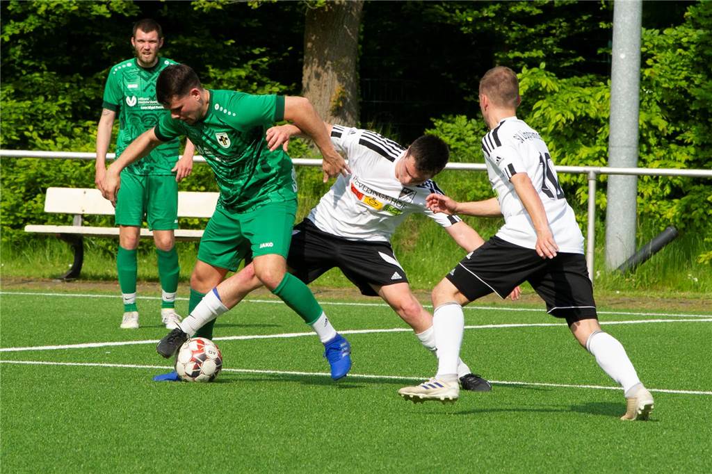 Beim Spiel zwischen dem SV Lippramsdorf II und BVH Dorsten II wurde um jeden Ball gekämpft.