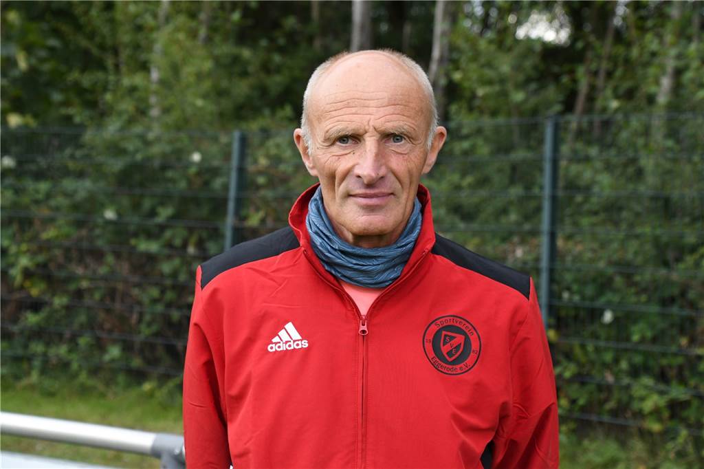 Seit 40 Jahren als Trainer auf den Plätzen: Tore, Punkte und ein paar verrückte Wetten Beim SV Eggerode endet in dieser Saison die Trainertätigkeit von Bernd Meyer.