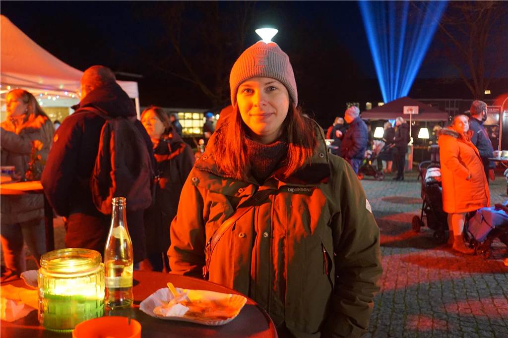 Beim Winterspecial von Ascheberg trifft sich kamen viele Menschen auf dem Katharinenplatz zusammen.