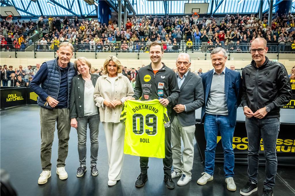 Bekannte BVB-Gesichter wie Hans-Joachim Watzke, Carsten Cramer und Reinhold Lunow besuchte das Bundesliga-Spiel Borussia Dortmunds gegen Tischtennis-Legende Timo Boll und Borussia Düsseldorf.