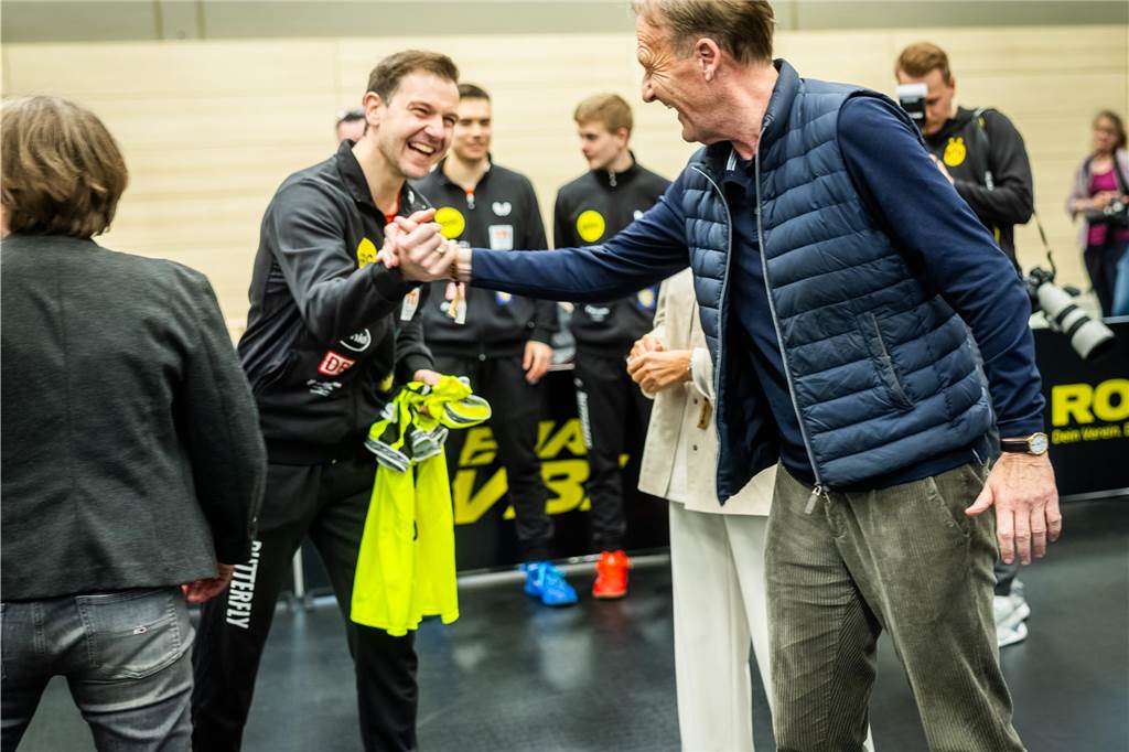 Bekannte BVB-Gesichter wie Hans-Joachim Watzke, Carsten Cramer und Reinhold Lunow besuchte das Bundesliga-Spiel Borussia Dortmunds gegen Tischtennis-Legende Timo Boll und Borussia Düsseldorf.