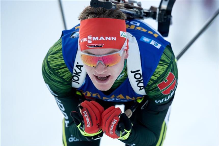 Biathlet Doll in Verfolgung Achter Benedikt Doll kam in der Verfolgung als Achter ins Ziel. Foto: Sven Hoppe