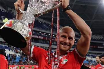 Benedikt Höwedes hat den russischen Pokal gewonnen.