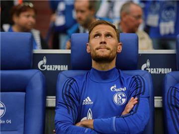 Benedikt Höwedes saß auf Schalke zuletzt nur auf der Ersatzbank.
