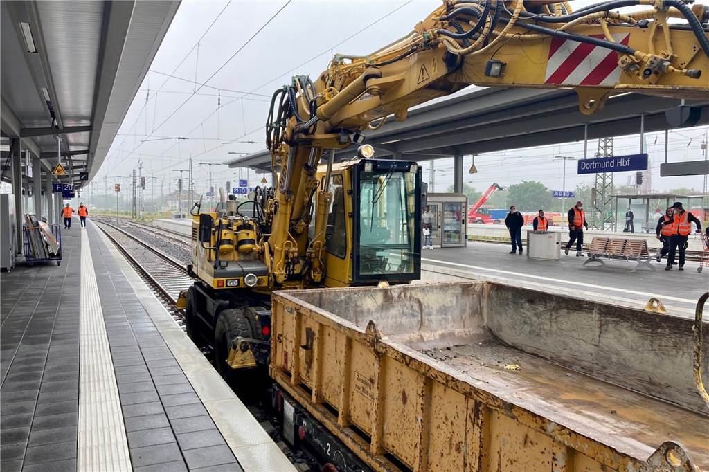Bereit für die Eröffnung: Der neugestaltete Bahnsteig mit den Gleisen 18 und 20 kann ab dem 2.7. genutzt werden.