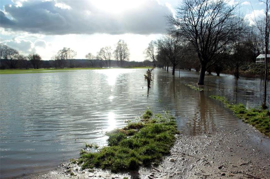 Den Flüssen der Region droht wieder Hochwasser Bereits Anfang Februar hatten die Flüsse der Region Hochwasser - hier die Ruhr in Schwerte.