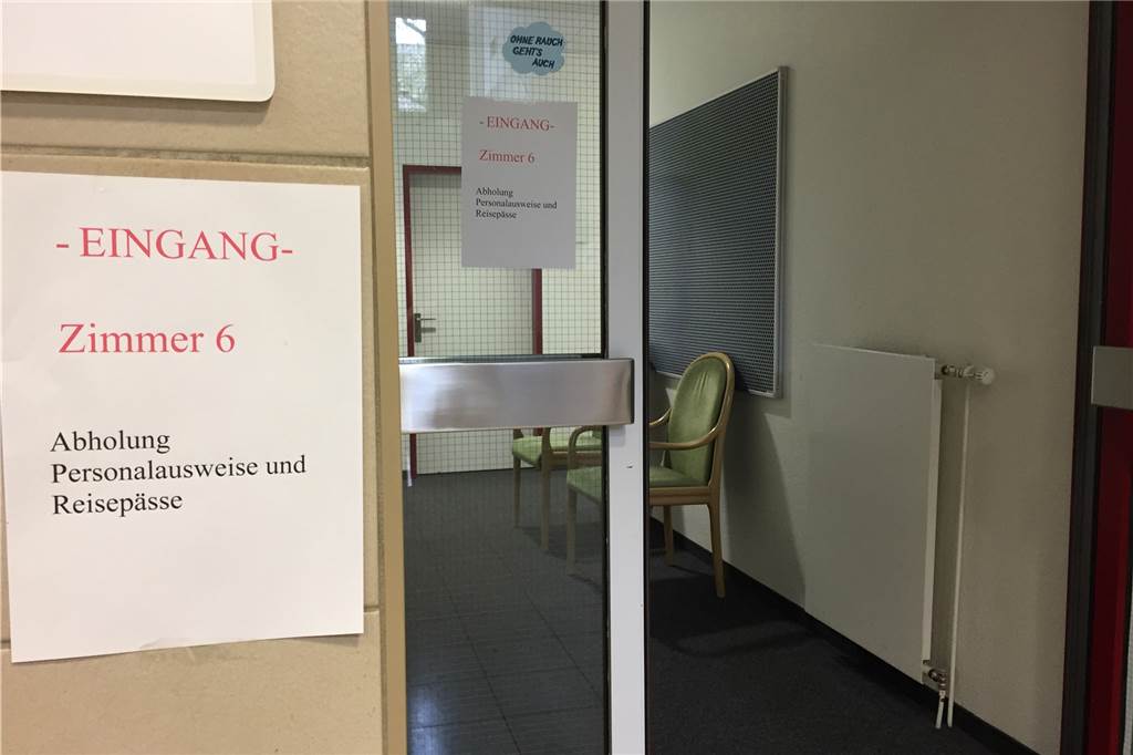Renovierung läuft: Bezirksverwaltungsstelle soll bald wieder öffnen Bereits beantragte Ausweisdokumente können abgeholt werden, auch wenn die Bürgerdienste derzeit geschlossen sind. Der Eingang liegt in der Domänenstraße.