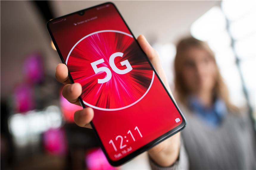 Mobilfunk-Ausbau: 5G soll bald Hälfte der Bevölkerung zur Verfügung stehen Bereits Ende des Jahres könnte die Hälfte der Bevölkerung von schnellerem Mobilfunk profitieren.