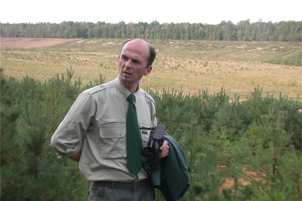 20 Jahre Ruhr Grün: Förster erklärt die Arbeit in der Uefter Mark Bereits im ersten Jahr nach seiner Anstellung beim RVR im Jahre 2002 lud Förster Christoph Beemelmans zu Rundgängen durch die Uefter Mark ein.