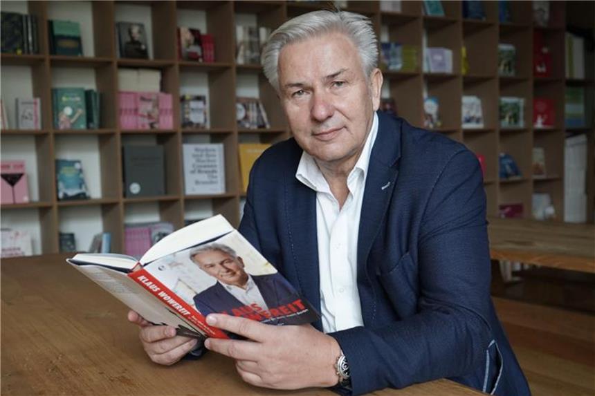 Klaus Wowereit führt jetzt ein „ganz anderes Leben“ Berlins ehemaliger Regierender Bürgermeister, Klaus Wowereit, genießt seinen Ruhestand. Foto: Jörg Carstensen