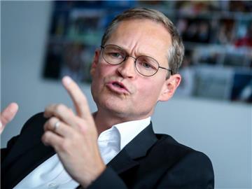 Berlins Regierender Bürgermeister Michael Müller befürchtet, dass die AfD in der Stadt politisch bald mitentscheiden wird. Foto: Kay Nietfeld