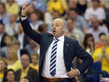 Berlins Trainer Sasa Obradivic kann für die Eurolegaue planen. Foto: Rainer Jensen