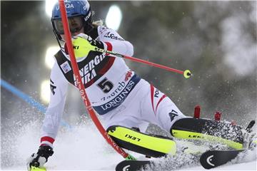 Bernadette Schild führt nach dem ersten Durchgang. Foto: Shinichiro Tanaka