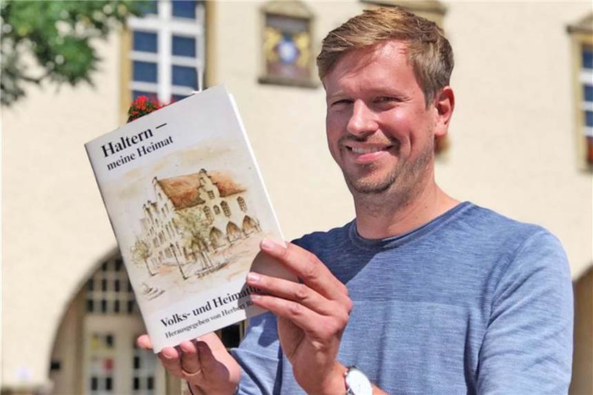 Bernd Bröker, Leiter der Halterner Stadtagentur, würde sich über weitere Versionen des Heimatliedes freuen.