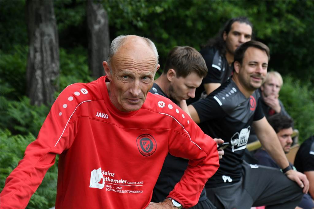 Bernd Meyer beendet Laufbahn: SV Eggerode sucht neuen Trainer Bernd Meyer beendet sein Engagement in Eggerode mit Ablauf dieser Saison.