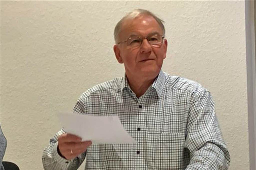 Flaschenwurf kommt TuS Wüllen teuer zu stehen Berni Langener, Vorsitzender des Kreissportgerichts, hatte mit seinem Team einen ungewöhnlichen Fall zu verhandeln.