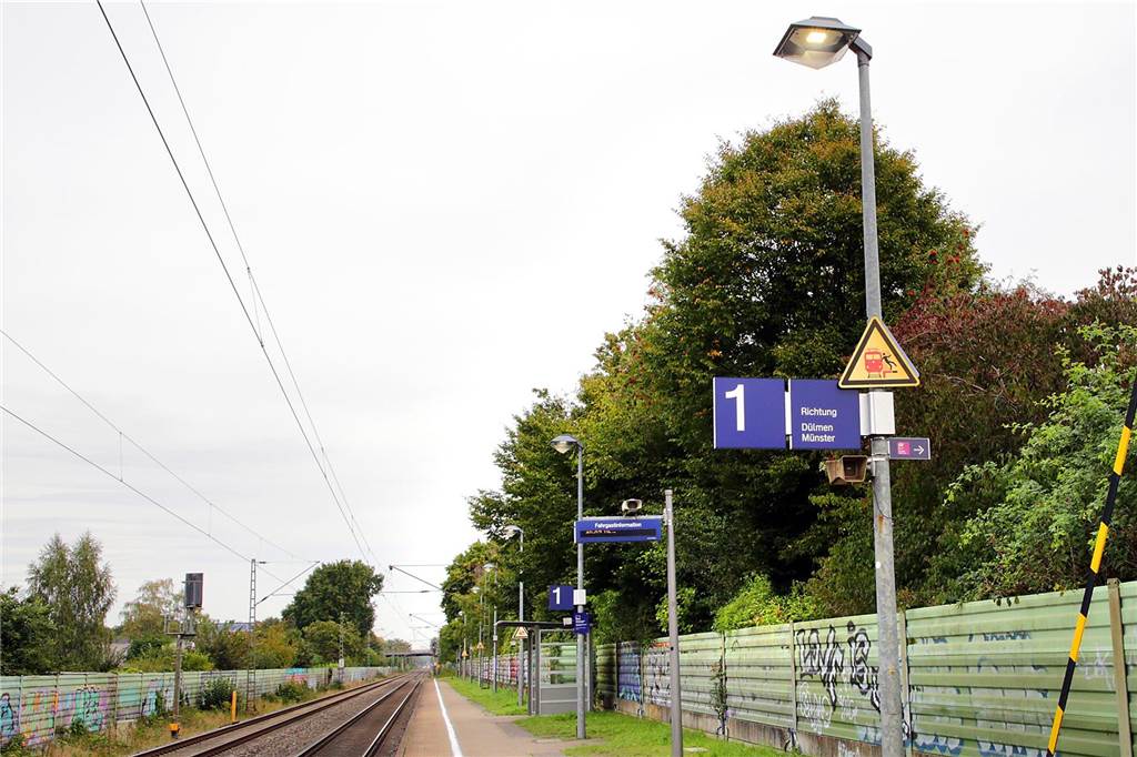 Fahrplanwechsel und Baustellen: Auf Bahnfahrende kommt einiges zu Sythener Bahnhof