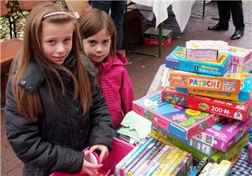 Besonders für Kinder gab es beim Trödelmarkt viel zu entdecken.