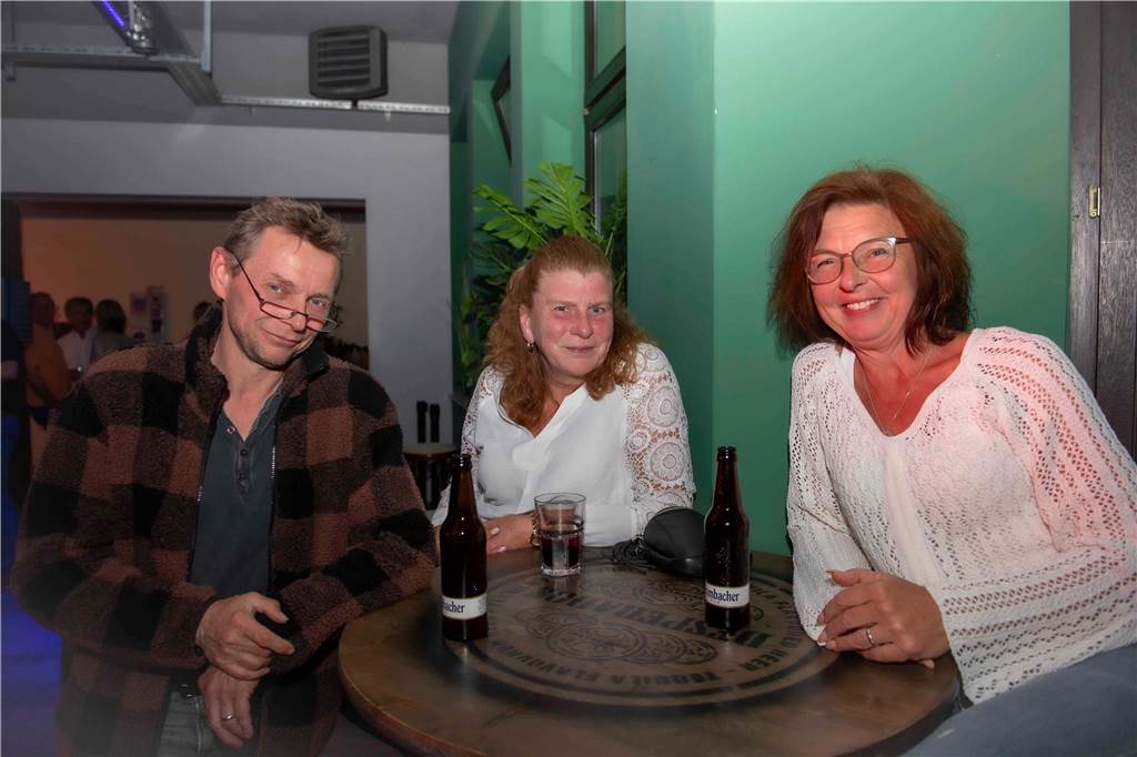 Beste Stimmung bei der großen Ü30-Party in der Stadtmühle mit dem DJ-Trio Marnedö.