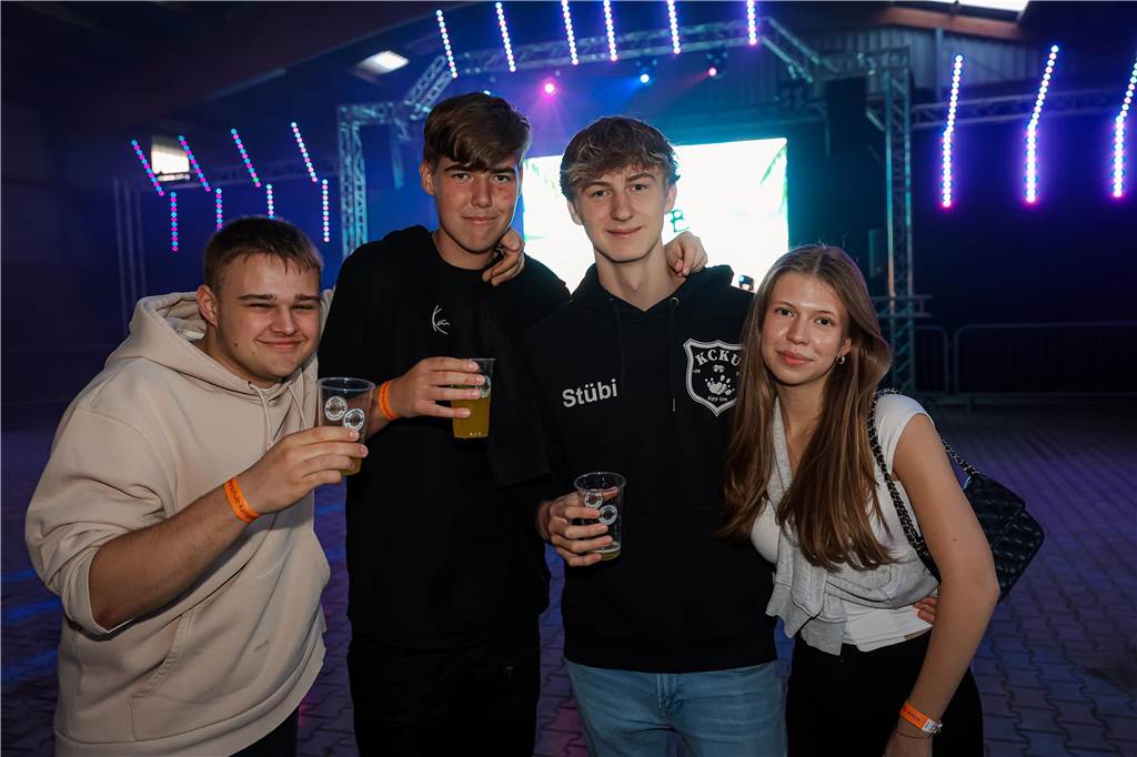 Beste Stimmung herrschte beim Sommerfest der Landjugend Kirchhellen am Abend vor Fronleichnam auf dem Hof Janinhoff.