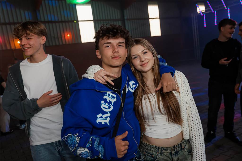Beste Stimmung herrschte beim Sommerfest der Landjugend Kirchhellen am Abend vor Fronleichnam auf dem Hof Janinhoff.