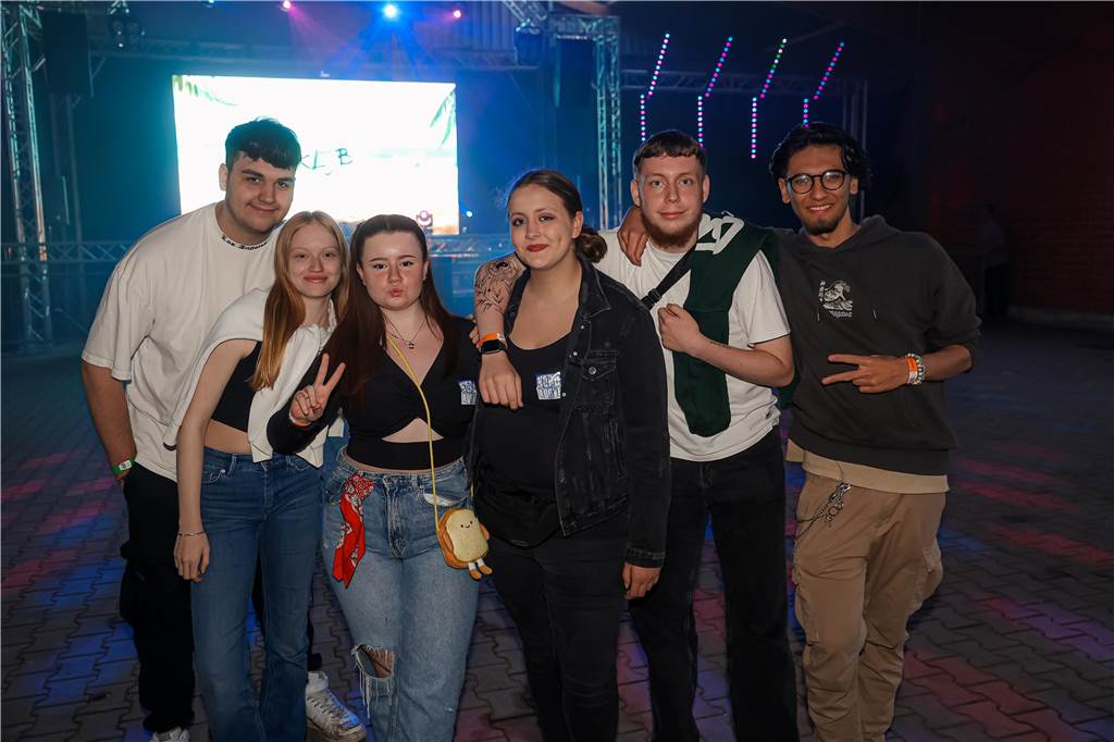 Beste Stimmung herrschte beim Sommerfest der Landjugend Kirchhellen am Abend vor Fronleichnam auf dem Hof Janinhoff.