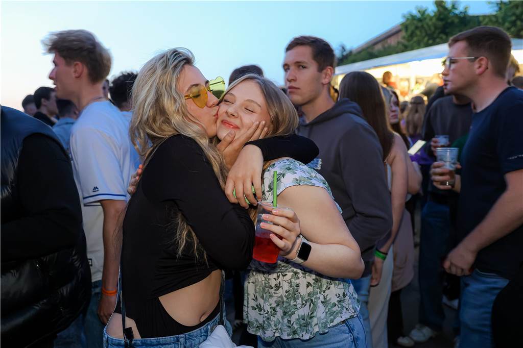 Beste Stimmung herrschte beim Sommerfest der Landjugend Kirchhellen am Abend vor Fronleichnam auf dem Hof Janinhoff.