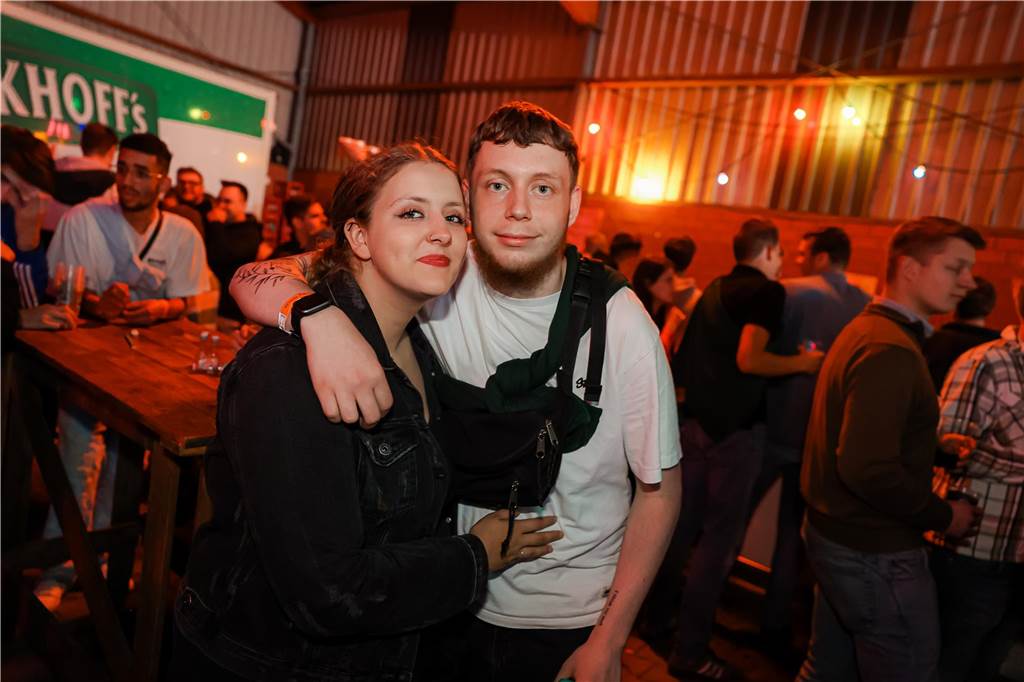 Beste Stimmung herrschte beim Sommerfest der Landjugend Kirchhellen am Abend vor Fronleichnam auf dem Hof Janinhoff.