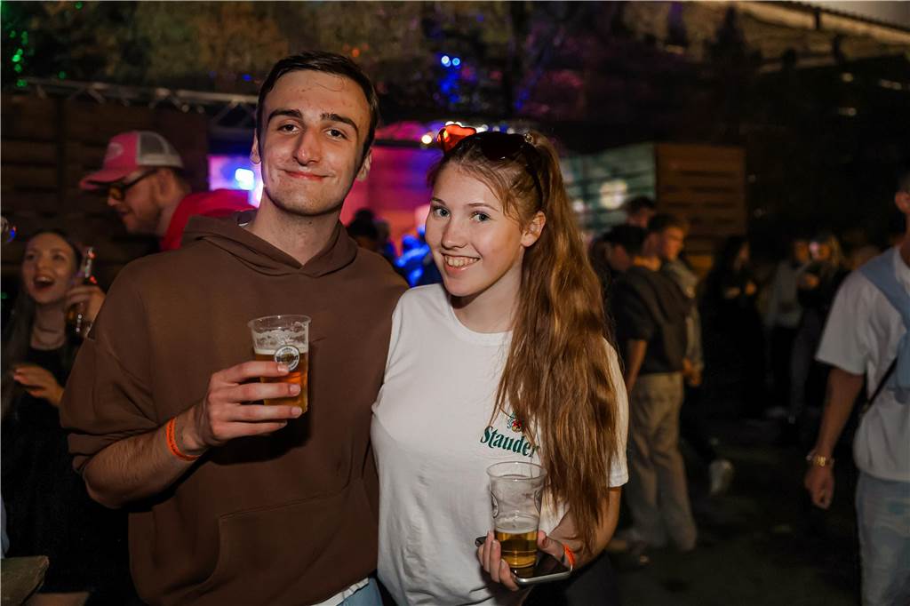 Beste Stimmung herrschte beim Sommerfest der Landjugend Kirchhellen am Abend vor Fronleichnam auf dem Hof Janinhoff.