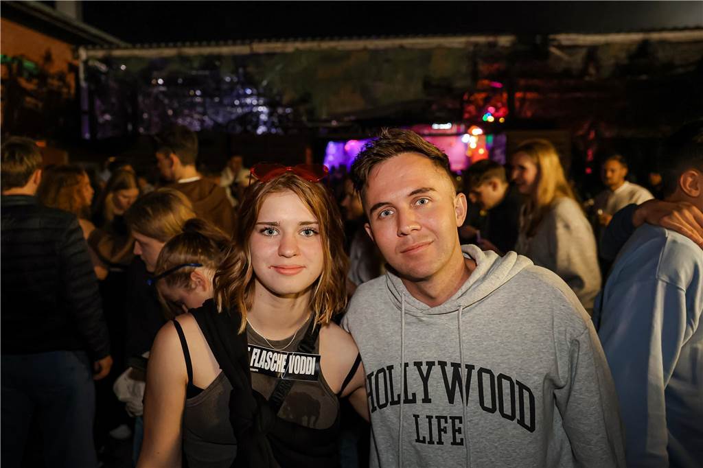 Beste Stimmung herrschte beim Sommerfest der Landjugend Kirchhellen am Abend vor Fronleichnam auf dem Hof Janinhoff.