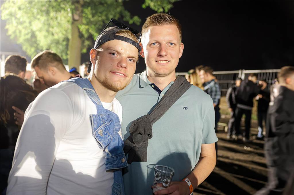 Beste Stimmung herrschte beim Sommerfest der Landjugend Kirchhellen am Abend vor Fronleichnam auf dem Hof Janinhoff.