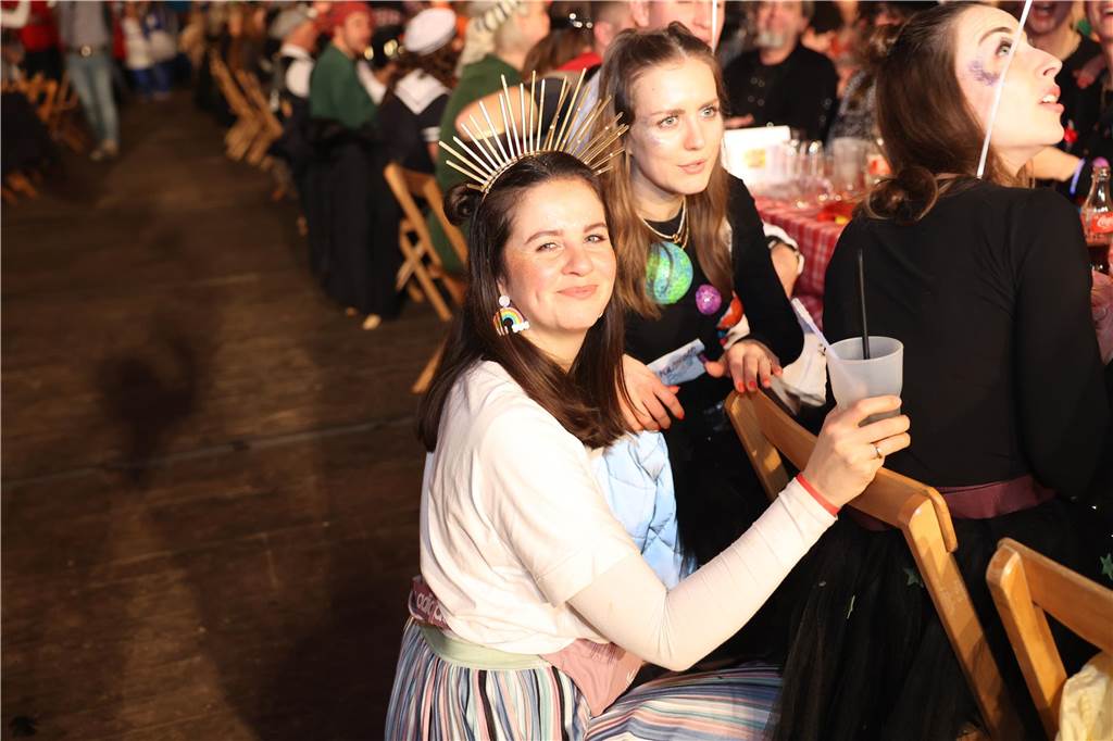 Beste Stimmung, Tänze, Party: Beim Großen Prinzenball am Sonntag (19. Februar) im Zelt an der Stadthalle ging es hoch her.