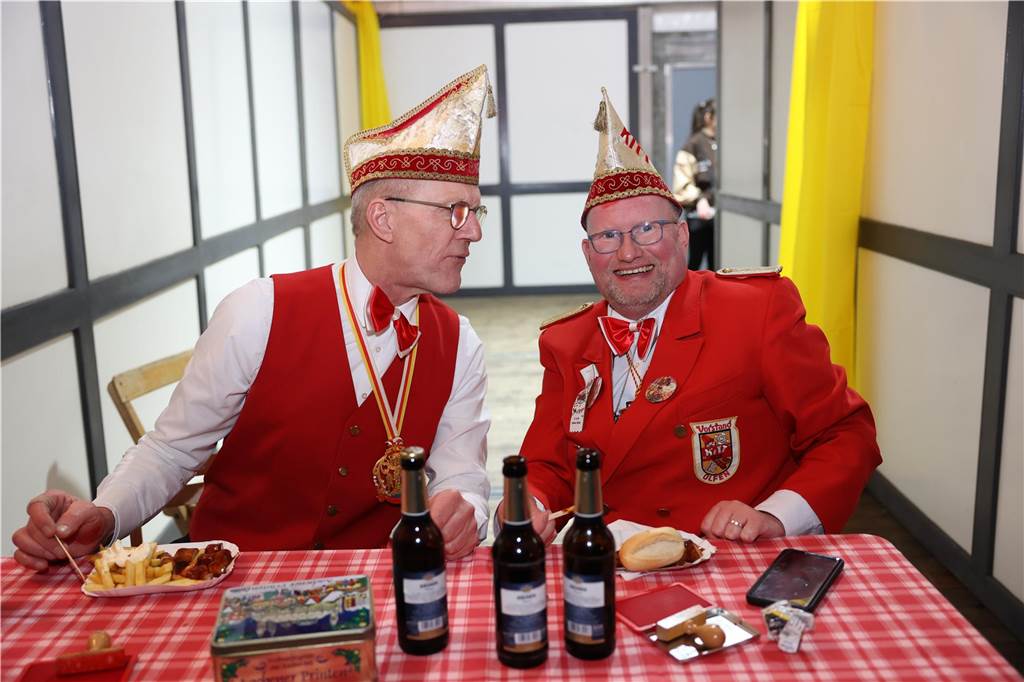 Beste Stimmung, Tänze, Party: Beim Großen Prinzenball am Sonntag (19. Februar) im Zelt an der Stadthalle ging es hoch her.