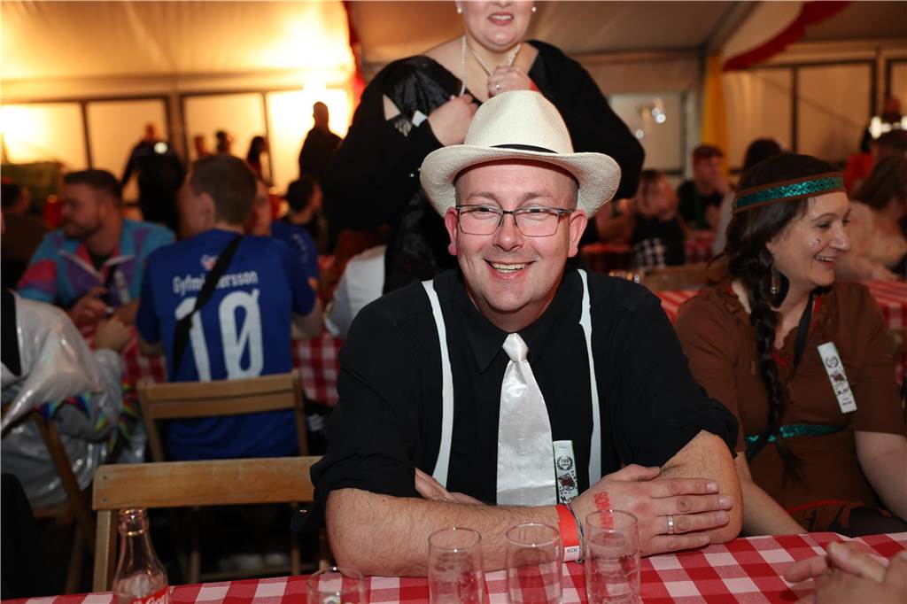 Beste Stimmung, Tänze, Party: Beim Großen Prinzenball am Sonntag (19. Februar) im Zelt an der Stadthalle ging es hoch her.