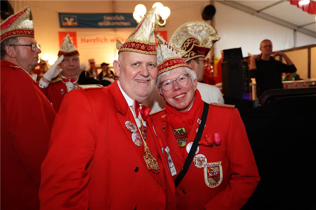 Beste Stimmung, Tänze, Party: Beim Großen Prinzenball am Sonntag (19. Februar) im Zelt an der Stadthalle ging es hoch her.