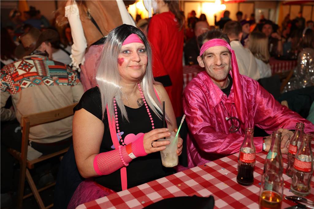 Beste Stimmung, Tänze, Party: Beim Großen Prinzenball am Sonntag (19. Februar) im Zelt an der Stadthalle ging es hoch her.