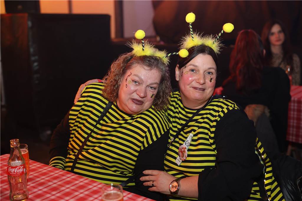 Beste Stimmung, Tänze, Party: Beim Großen Prinzenball am Sonntag (19. Februar) im Zelt an der Stadthalle ging es hoch her.