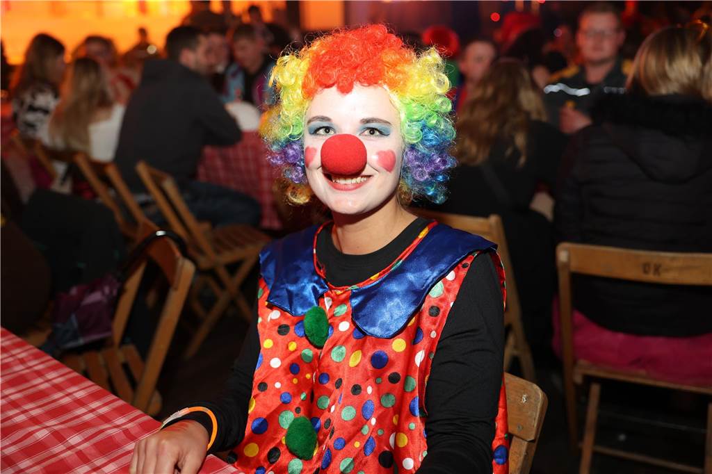 Beste Stimmung, Tänze, Party: Beim Großen Prinzenball am Sonntag (19. Februar) im Zelt an der Stadthalle ging es hoch her.