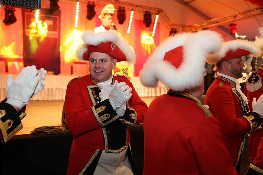 Beste Stimmung, Tänze, Party: Beim Großen Prinzenball am Sonntag (19. Februar) im Zelt an der Stadthalle ging es hoch her.