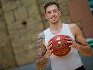 Bestreitet mit den Boston Celtics ein NBA-Match in London: Daniel Theis. Foto: Daniel Karmann