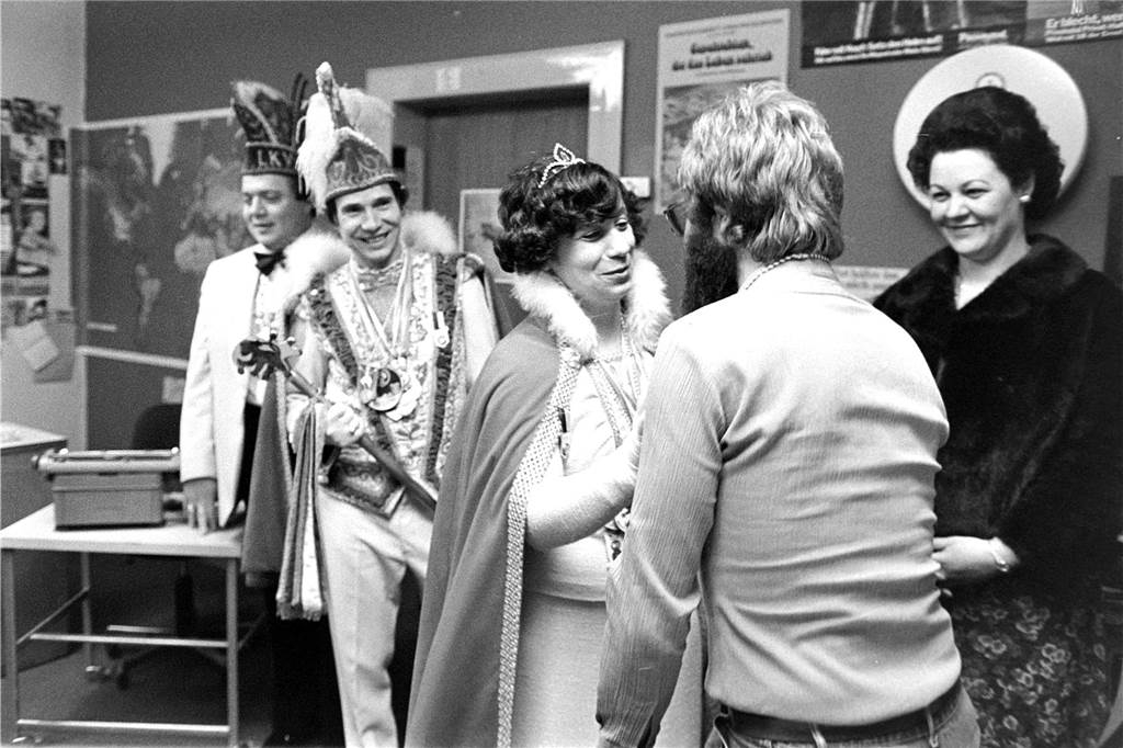 Besuch der Karnevalisten in der RN-Redaktion im Jahr 1980