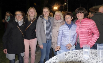Besucher aus ganz Lünen kamen zum Tanz in den Mai.