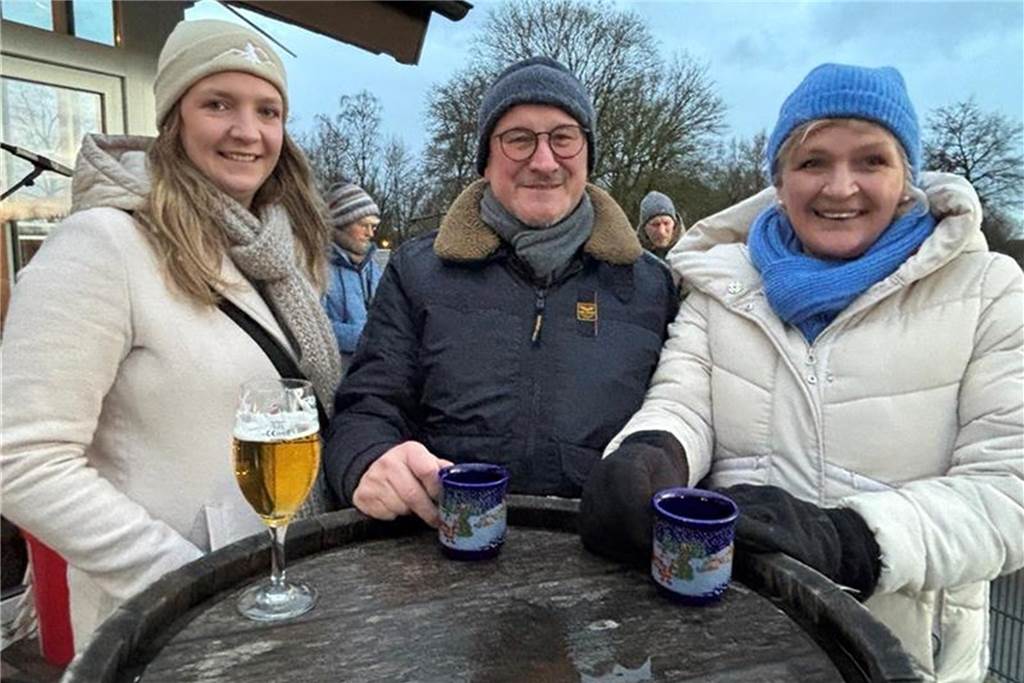 Besuchten zum ersten Mal das Event (v.l.): Elena Hüning und ihre Eltern Uwe und Elke Raupach.
