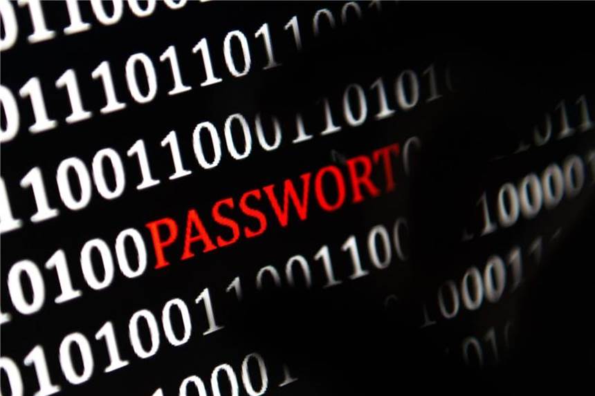 Datenleck bei Chat-Plattform Knuddels.de Betrüger haben E-Mail-Adressen, teils auch Passwörter, Pseudonyme, Vornamen oder Wohnorte der Kunden von Knuddels.de gestohlen. Foto: Monika Skolimowska