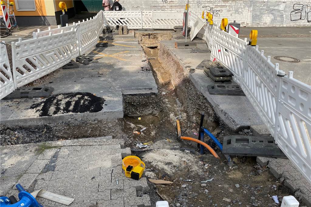 Verkehrschaos nach Tagesbruch im Dortmunder Westen wird erstmal bleiben Bevor die Reparatur beginnen kann, muss erst die Ursache für den Tagesbruch erforscht werden.
