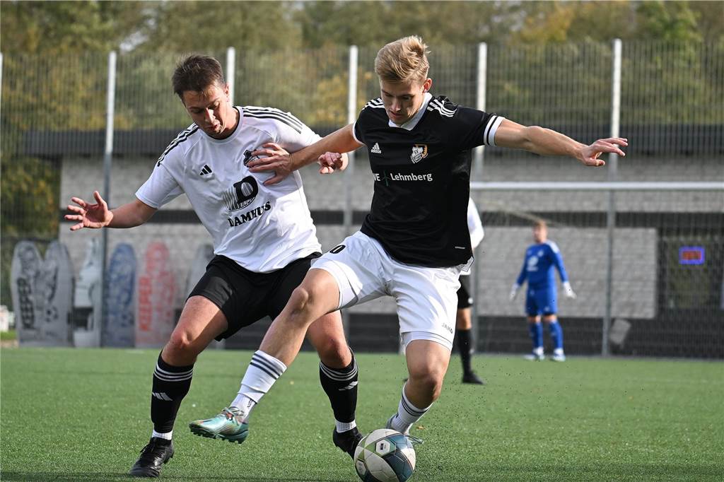Bezirksliga 11, SV Lembeck - SW Holtwick 4:2 (3:1)