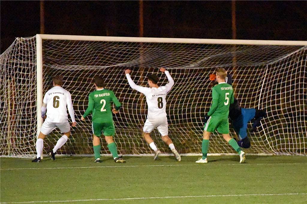 Bezirksliga 11, SV Lembeck - TSV Raesfeld 2:2 (0:1)