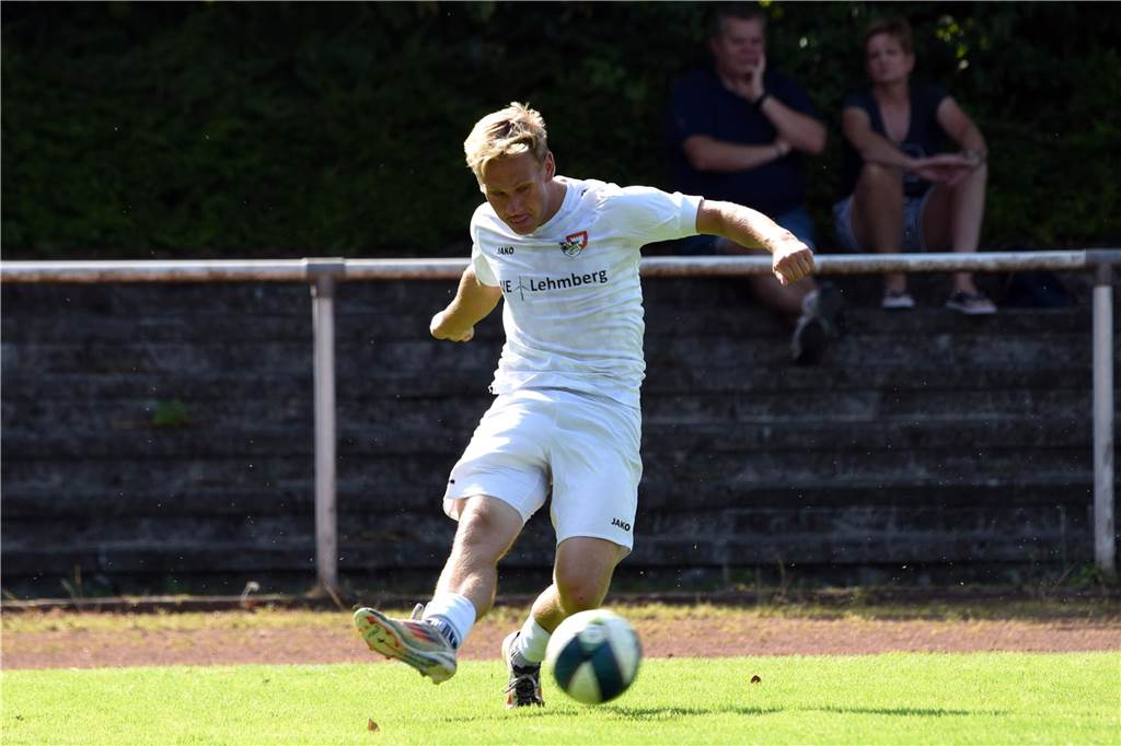 Bezirksliga 11, SV Lembeck - Viktoria Heiden 4:2 (3:0)